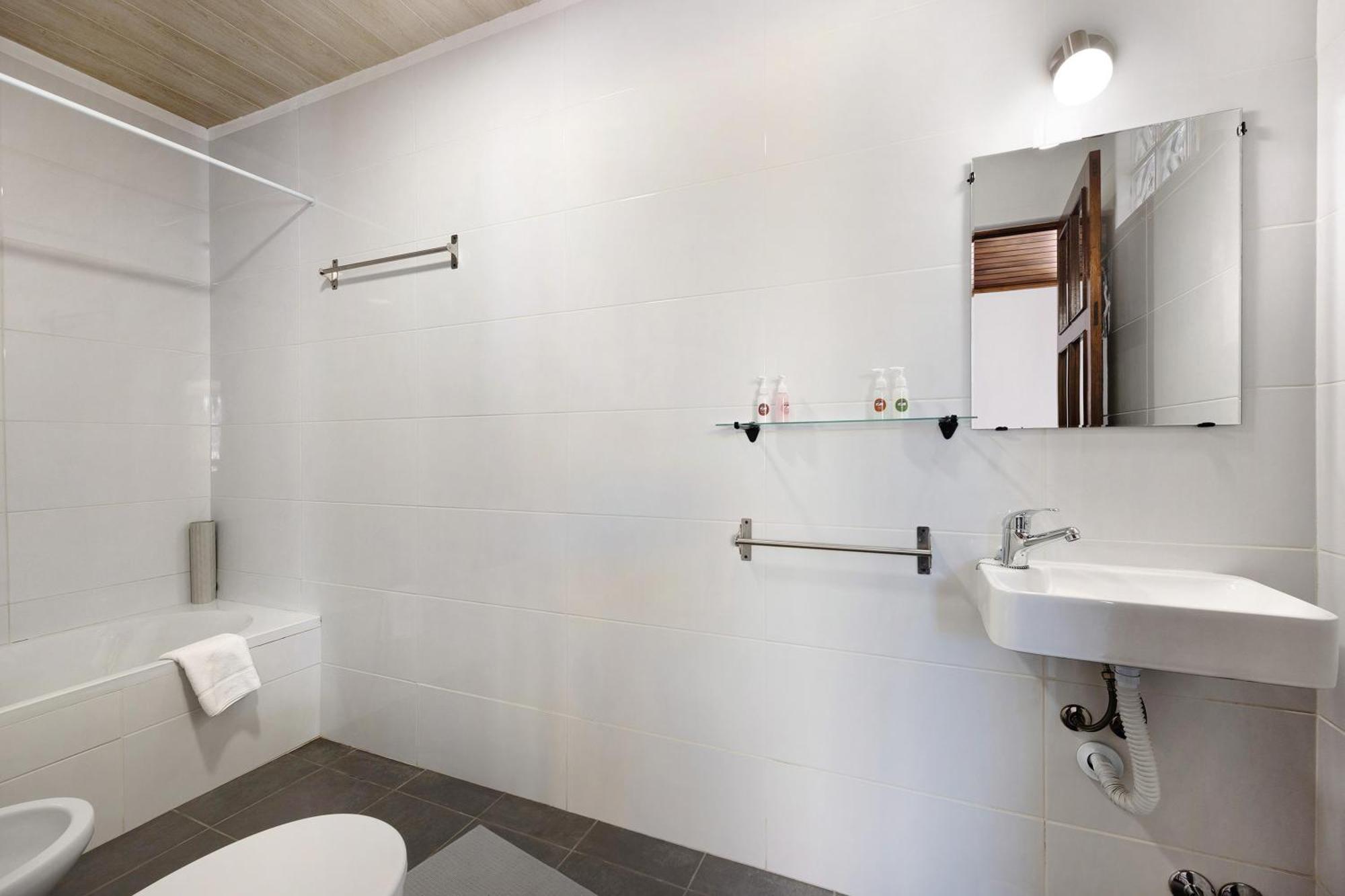 Apartment A Cerca - B *
